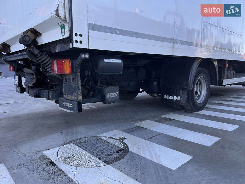 Вантажний фургон MAN TGL 2012 в Львові
