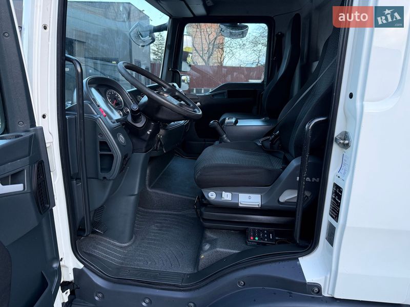 Рефрижератор MAN TGL 2011 в Бучаче