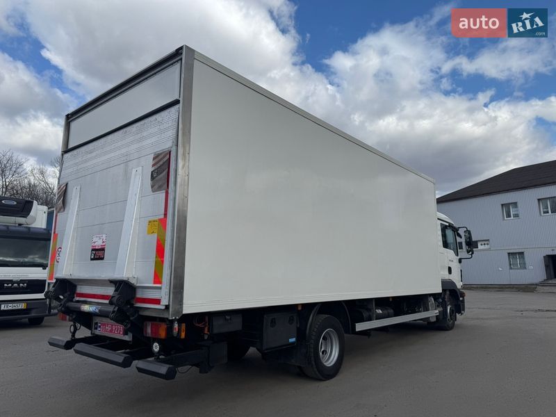 Грузовой фургон MAN TGL 2020 в Ровно