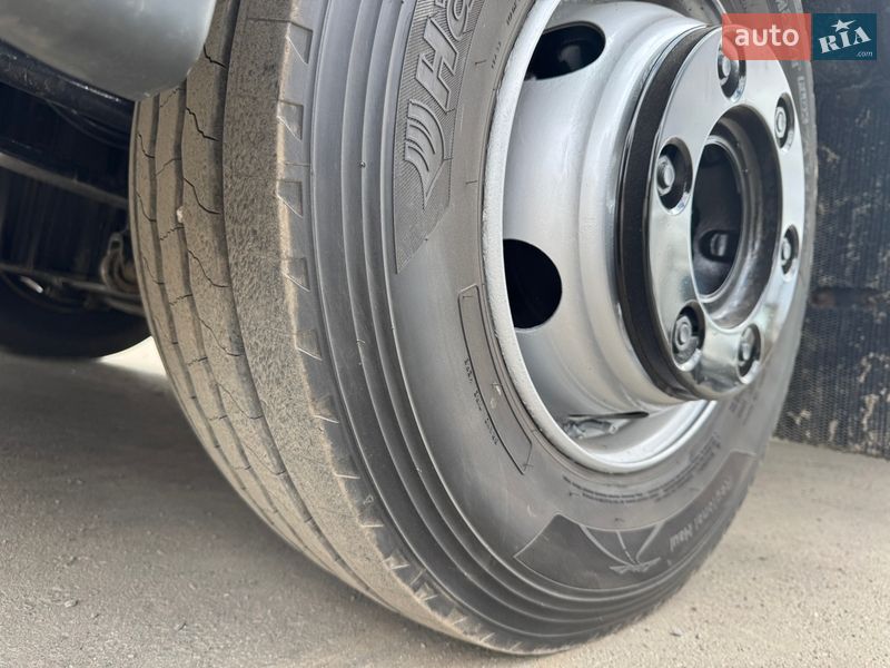 Грузовой фургон MAN TGL 2020 в Ровно