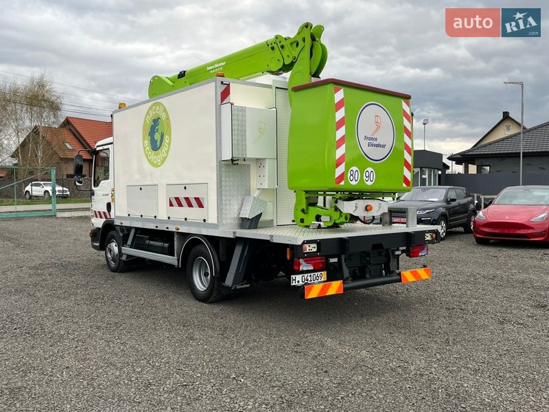 Автовышка MAN TGL 2013 в Луцке