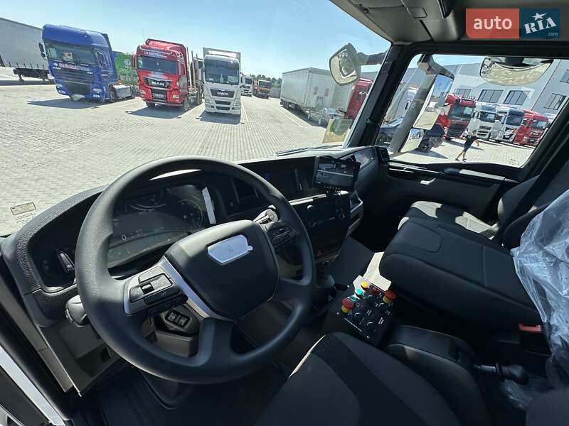 Мусоровоз MAN TGM 2025 в Черновцах