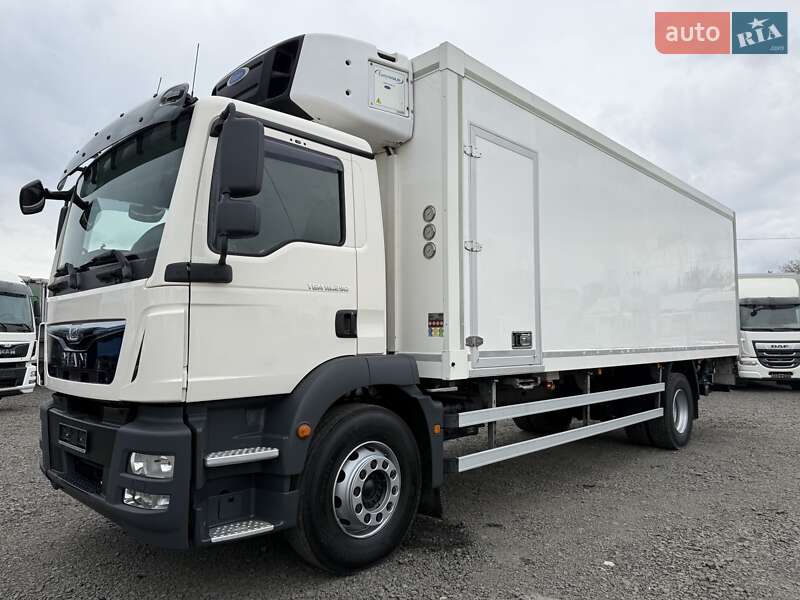Вантажний фургон MAN TGM 2015 в Луцьку