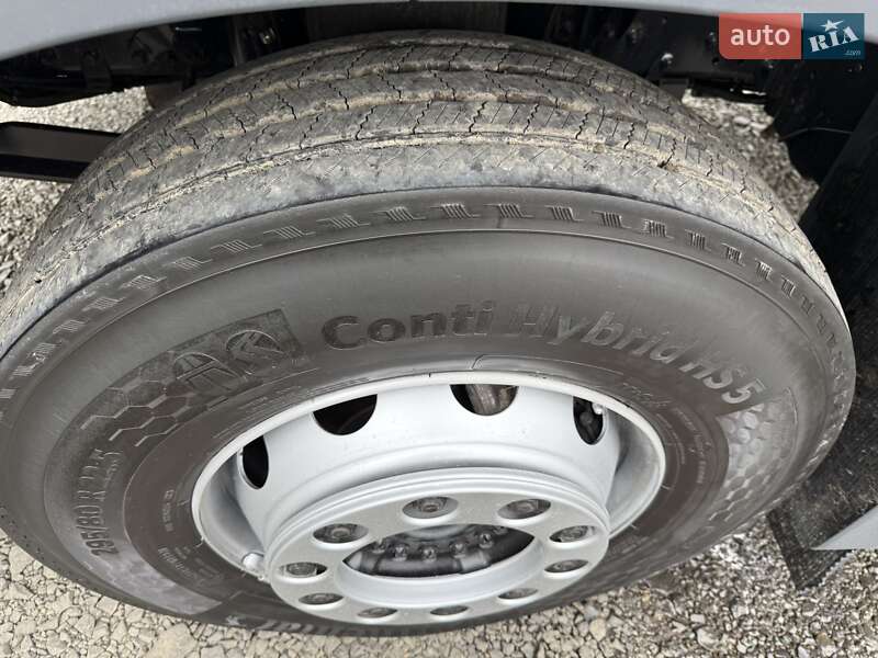 Вантажний фургон MAN TGM 2015 в Луцьку