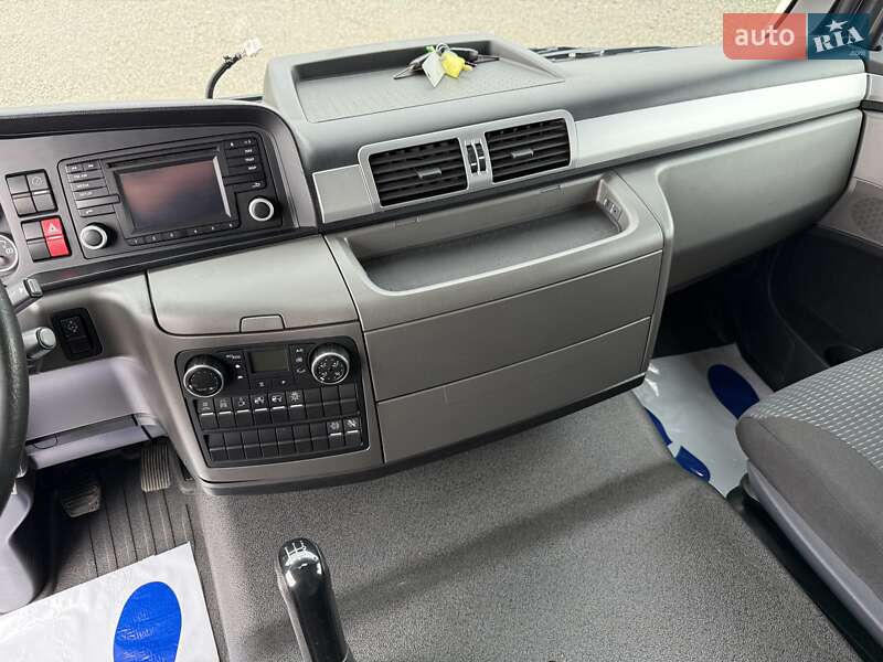 Вантажний фургон MAN TGM 2015 в Луцьку