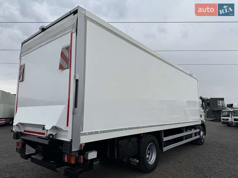 Вантажний фургон MAN TGM 2015 в Луцьку