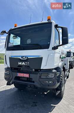 Бензовоз MAN TGM 2025 в 