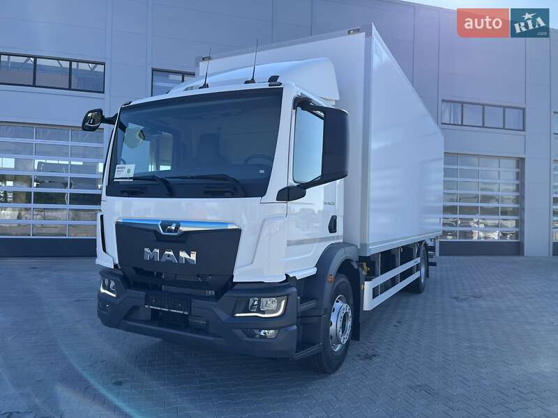 Вантажний фургон MAN TGM 2025 в Чернівцях