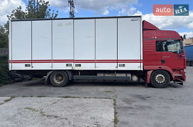 Грузовой фургон MAN TGM 2006 в Вышгороде