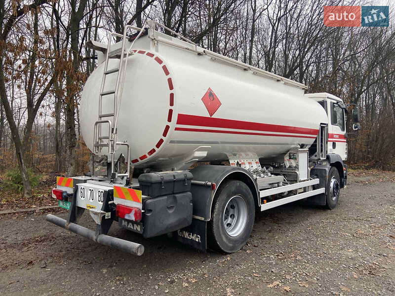 Бензовоз MAN TGM 2012 в Тернополе