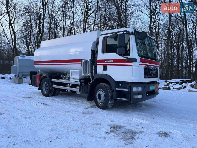 Бензовоз MAN TGM 2012 в Тернополі