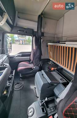 Тягач MAN TGX 18.400 2013 в 