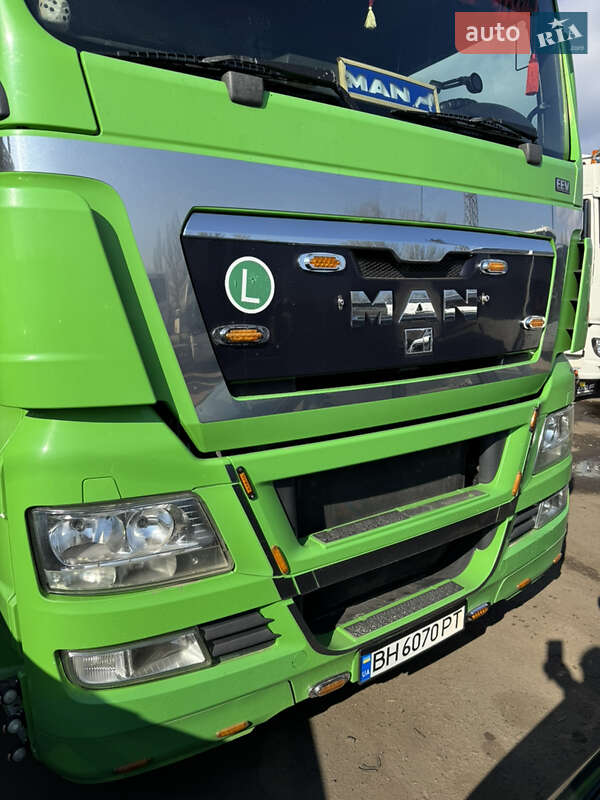 Контейнеровоз MAN TGX 18.440 2012 в 