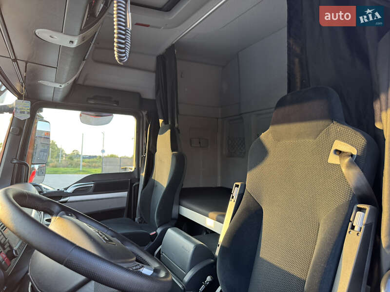 Тягач MAN TGX 18.440 2015 в Лопатине фото 49 Тягач MAN TGX 18.440 2015 в Лопатине