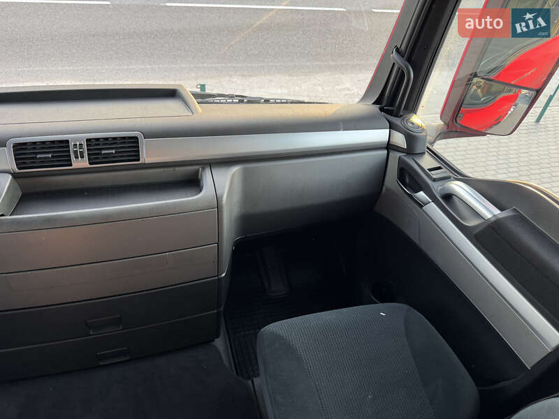 Тягач MAN TGX 18.440 2015 в Лопатине фото 66 Тягач MAN TGX 18.440 2015 в Лопатине