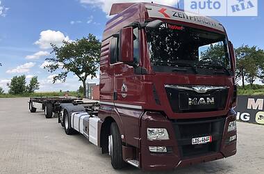 Контейнеровоз MAN TGX 2017 в 