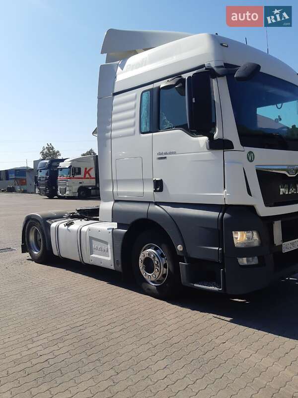 Вантажний фургон MAN TGX 2015 в 