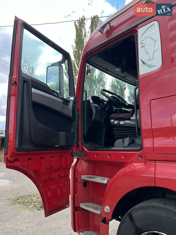 Контейнеровоз MAN TGX 2014 в Миколаєві
