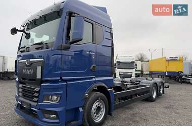 Контейнеровоз MAN TGX 2021 в Луцьку