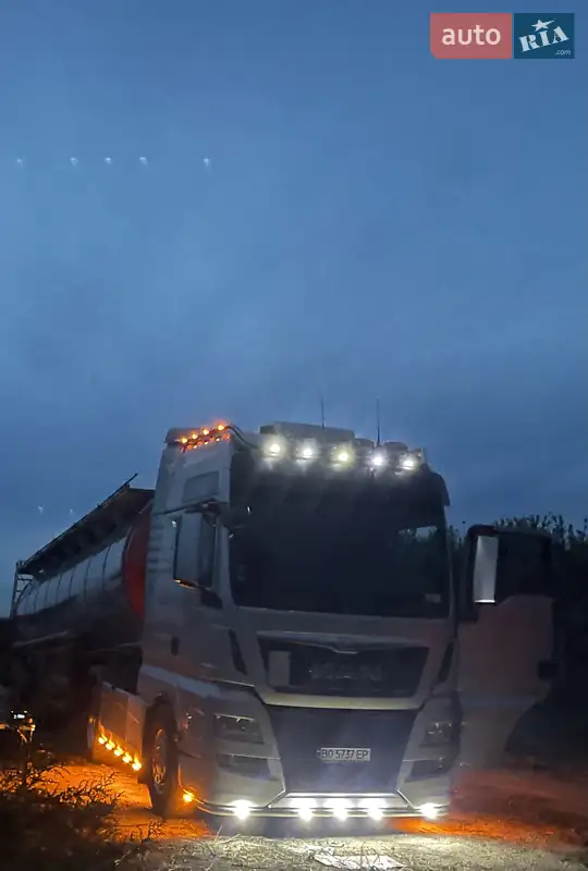Тягач MAN TGX 2016 в 