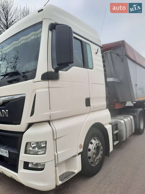 Зерновоз MAN TGX 2015 в Киеве