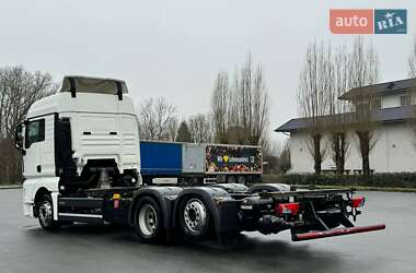 Контейнеровоз MAN TGX 2020 в 