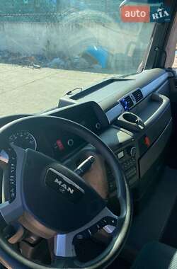 Тягач MAN TGX 2012 в 