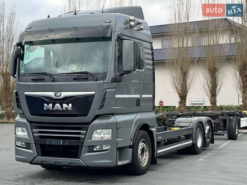 Контейнеровоз MAN TGX 2020 в Днепре