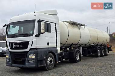 Тягач MAN TGX 2015 в 