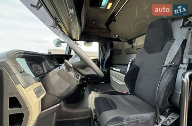 Контейнеровоз MAN TGX 2021 в 