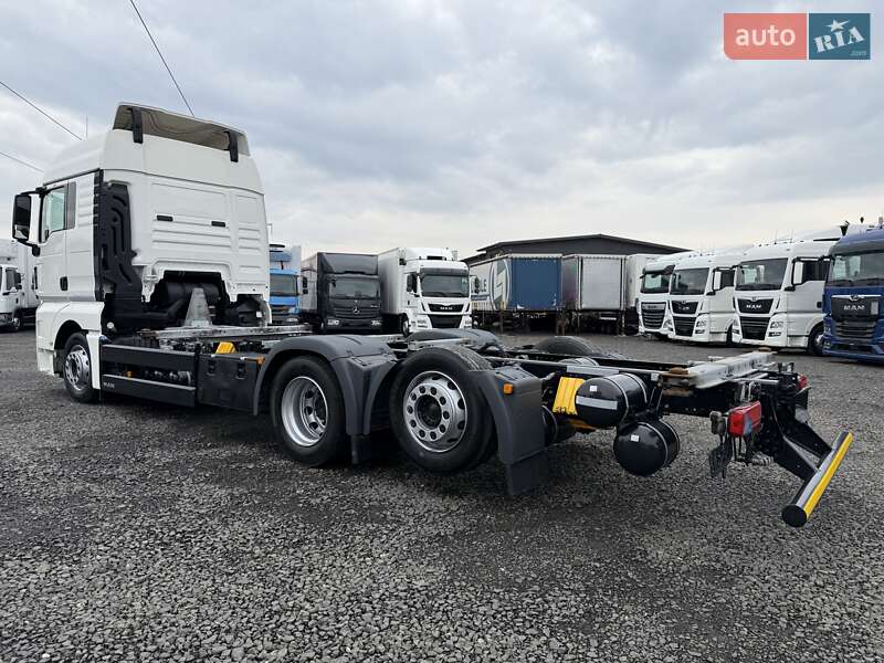 Контейнеровоз MAN TGX 2020 в Луцьку