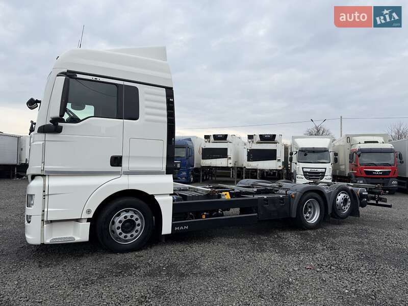 Контейнеровоз MAN TGX 2020 в Луцьку