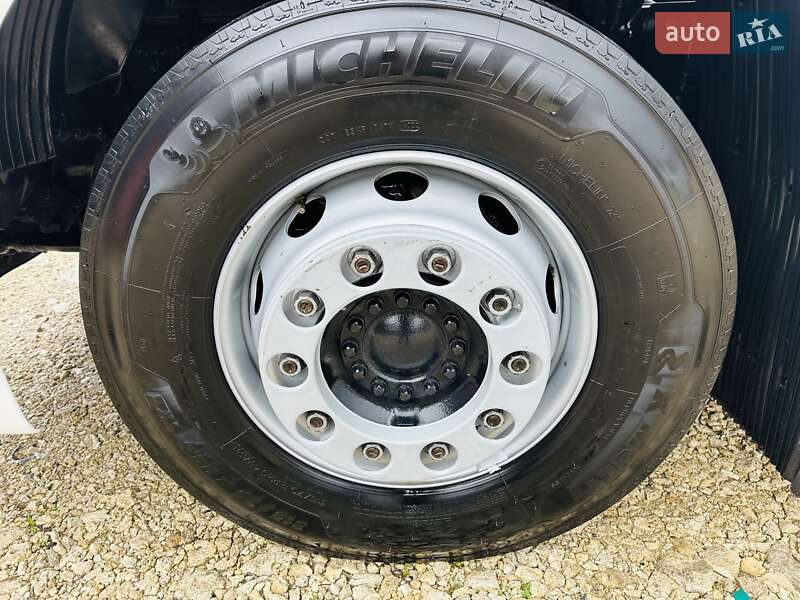 Контейнеровоз MAN TGX 2020 в Тернополе