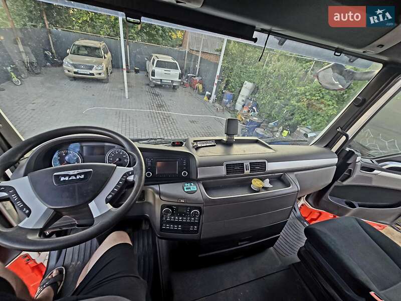 Контейнеровоз MAN TGX 2015 в Первомайську