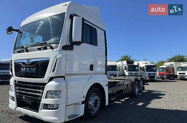 Контейнеровоз MAN TGX 2020 в 