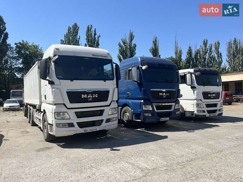 Контейнеровоз MAN TGX 2011 в 