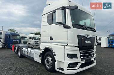 Контейнеровоз MAN TGX 2021 в Луцьку