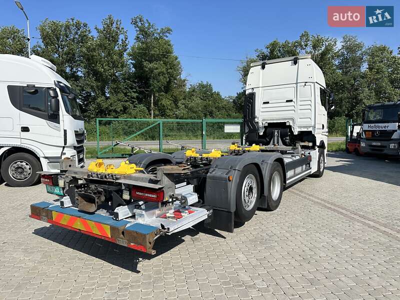 Контейнеровоз MAN TGX 2021 в Заліщиках
