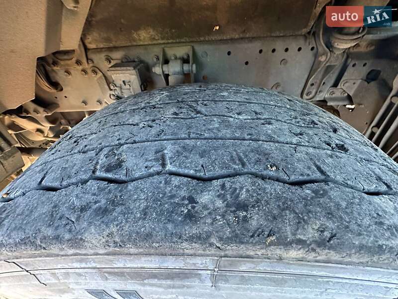 Контейнеровоз MAN TGX 2009 в Києві