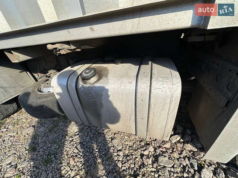 Контейнеровоз MAN TGX 2009 в Києві