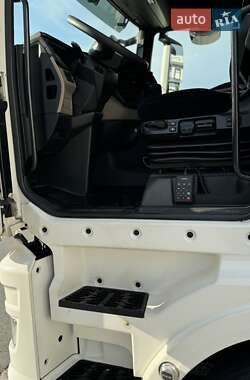Контейнеровоз MAN TGX 2021 в 