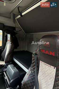 Тягач MAN TGX 2011 в 