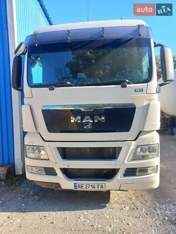 Тягач MAN TGX 2011 в 