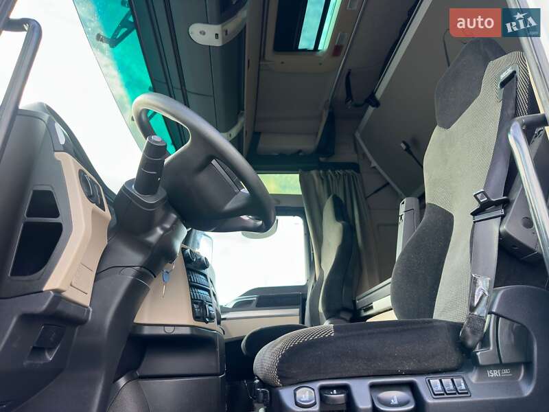 Контейнеровоз MAN TGX 2020 в Луцьку