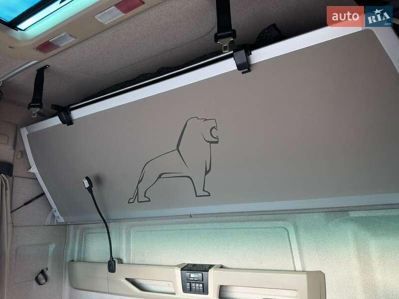 Контейнеровоз MAN TGX 2020 в Луцьку