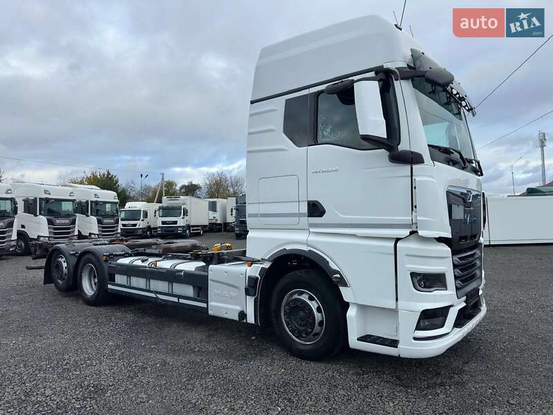 Контейнеровоз MAN TGX 2021 в Луцьку фото 3 Контейнеровоз MAN TGX 2021 в Луцьку