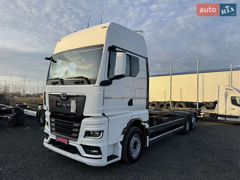 Контейнеровоз MAN TGX 2021 в Луцьку