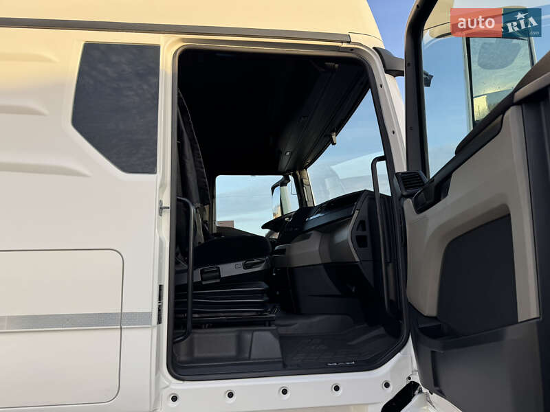 Контейнеровоз MAN TGX 2021 в Луцьку