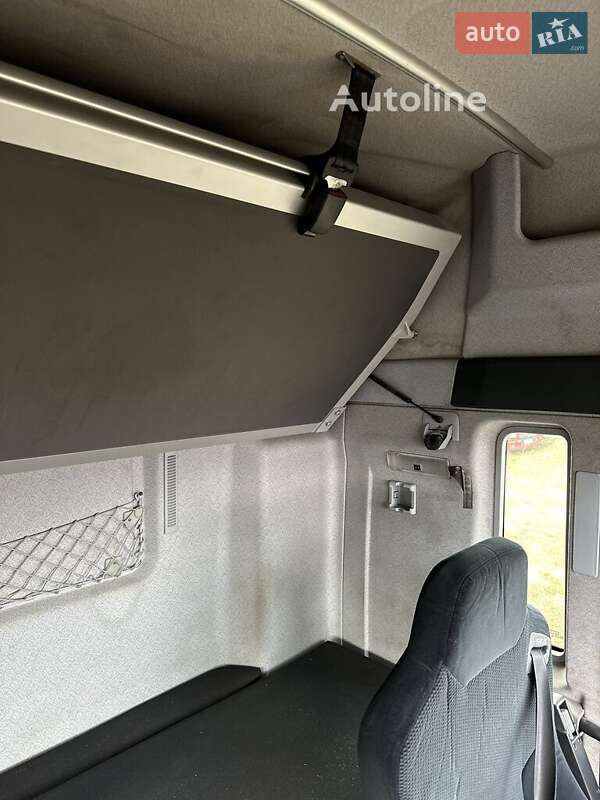 Контейнеровоз MAN TGX 2009 в Києві