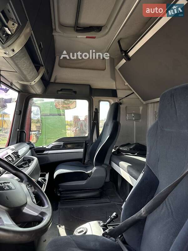 Контейнеровоз MAN TGX 2009 в Києві